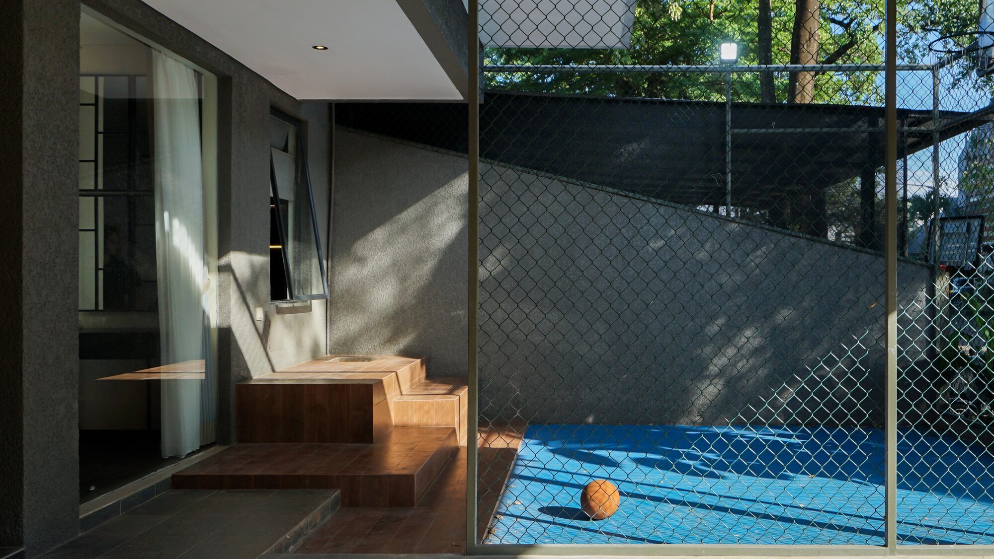London Home — 9